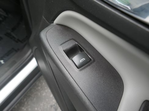 Used 2022 Chevrolet Equinox LT FWD image 26