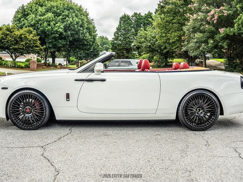 Used 2016 Rolls-Royce Dawn RWD image 3