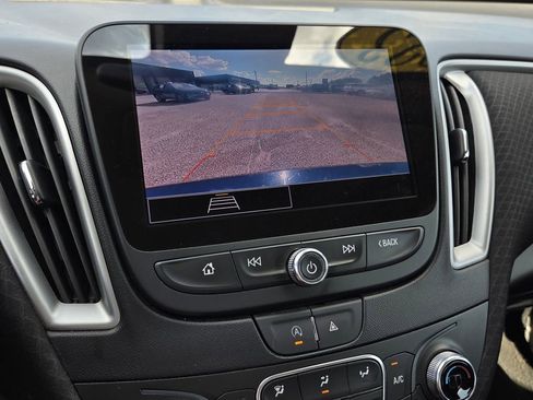 Used 2023 Chevrolet Malibu LT FWD image 11