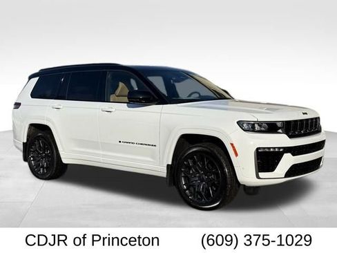 New 2026 Jeep Grand Cherokee L Summit image 1