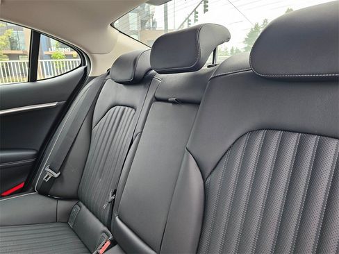 New 2026 Genesis G70 2.5T Prestige image 20