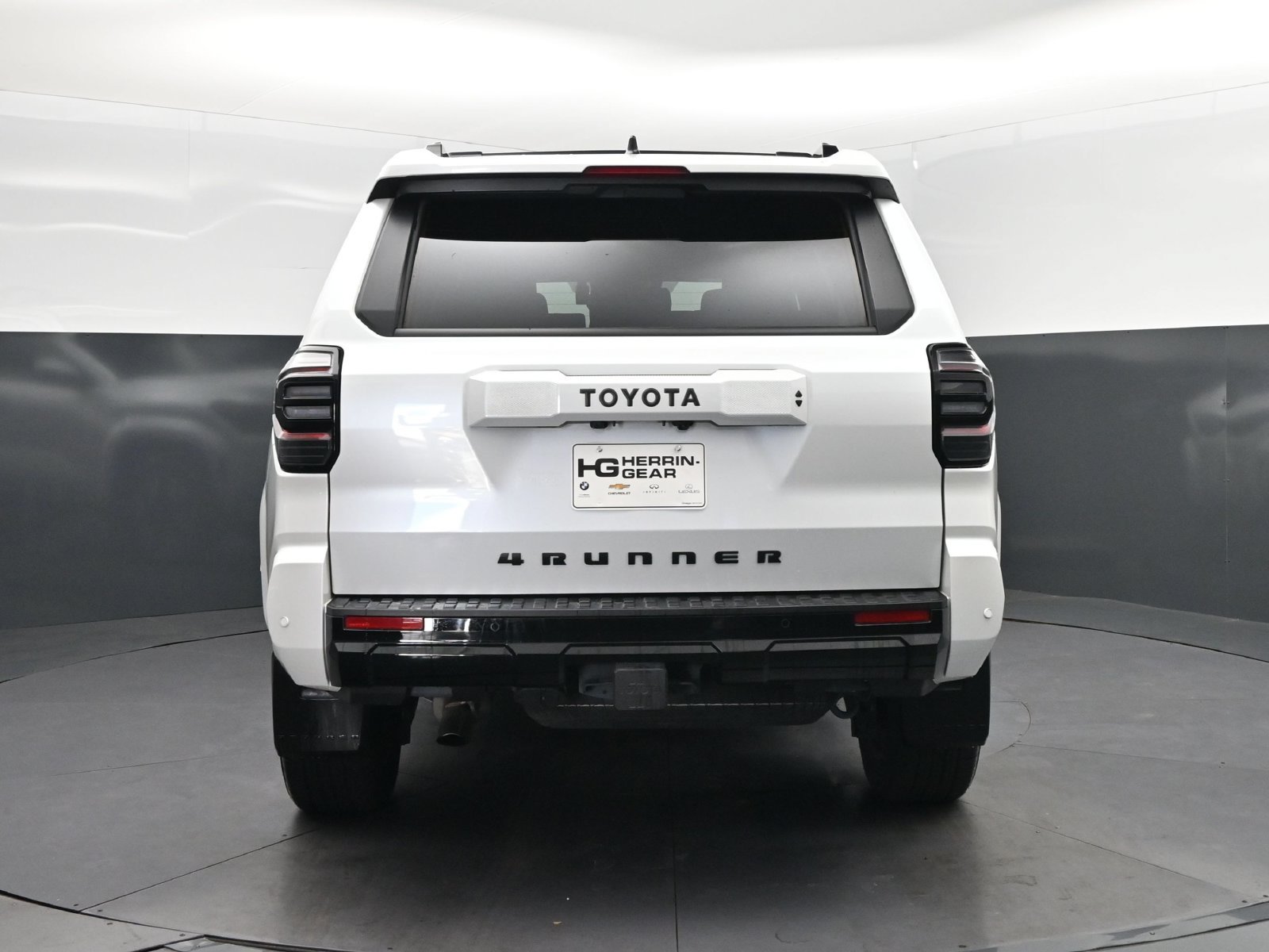 Used 2025 Toyota 4Runner TRD Sport Premium w/ Tow Technology Package AWD/4WD image 6