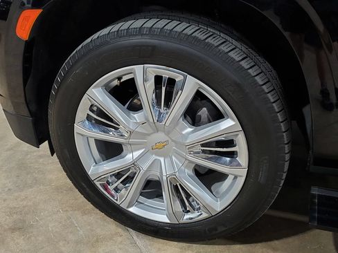 Used 2021 Chevrolet Tahoe High Country RWD image 50