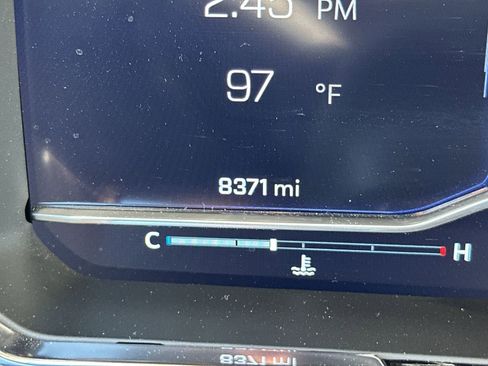 Used 2025 Chevrolet Silverado 2500 LTZ w/ LTZ Convenience Package image 24