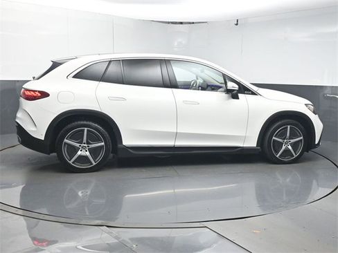 Used 2023 Mercedes-Benz EQE 500 4MATIC SUV image 8