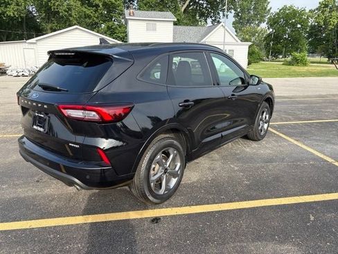 Used 2024 Ford Escape ST-Line w/ Tech Pack #1 AWD/4WD image 3