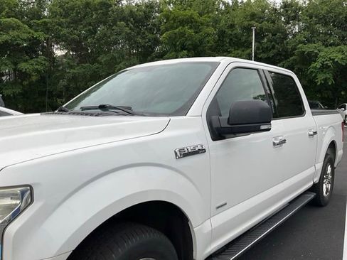 Used 2015 Ford F150 XLT w/ Equipment Group 302A Luxury RWD image 10
