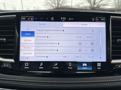 New 2026 Chrysler Pacifica Select image 42
