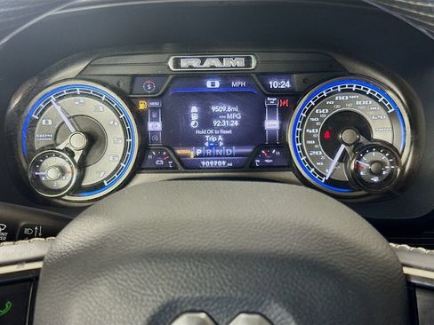 Used 2021 RAM 1500 Limited AWD/4WD image 12
