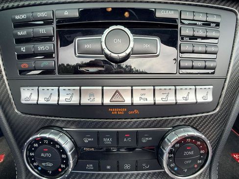 Used 2016 Mercedes-Benz SL 550 image 24