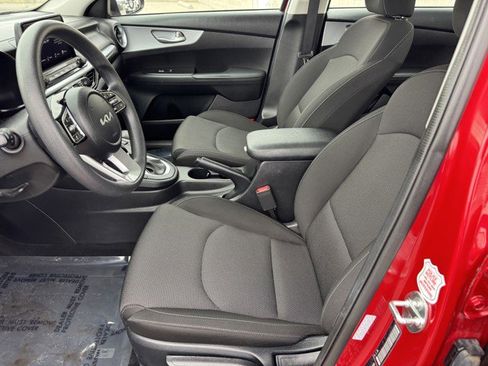 Used 2024 Kia Forte LXS image 12