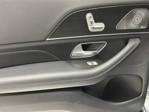 Certified 2024 Mercedes-Benz GLS 450 4MATIC image 25