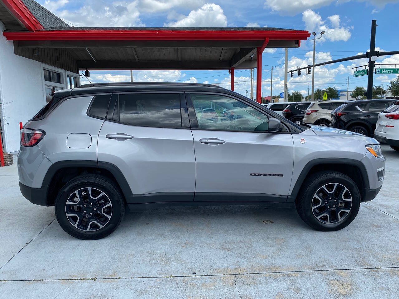 Used 2019 Jeep Compass Trailhawk AWD/4WD image 8