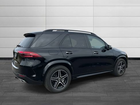 Used 2025 Mercedes-Benz GLE 350 4MATIC image 3