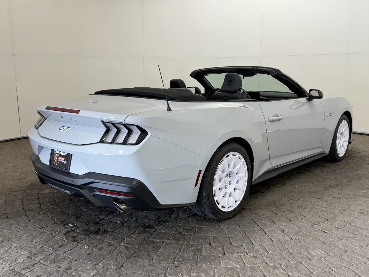 Used 2026 Ford Mustang GT Premium w/ GT Performance Package RWD image 7