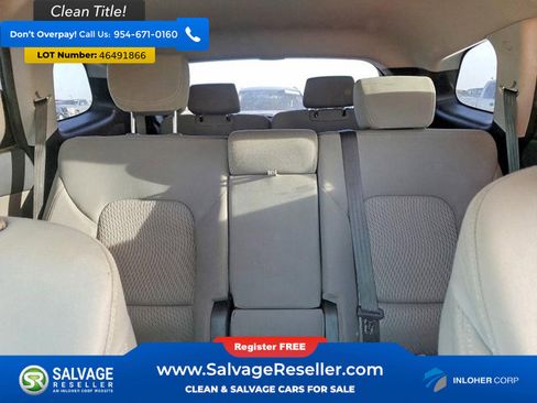 Used 2014 Hyundai Santa Fe GLS image 13