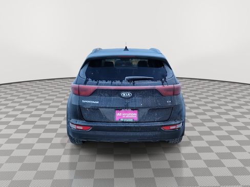 Used 2017 Kia Sportage EX image 7