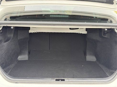 Used 2025 Toyota Camry LE image 33