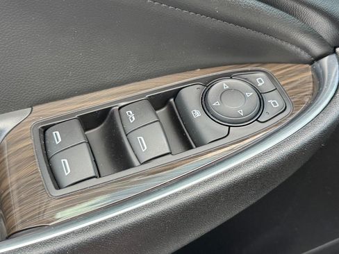 Used 2024 Chevrolet Malibu LT FWD image 27