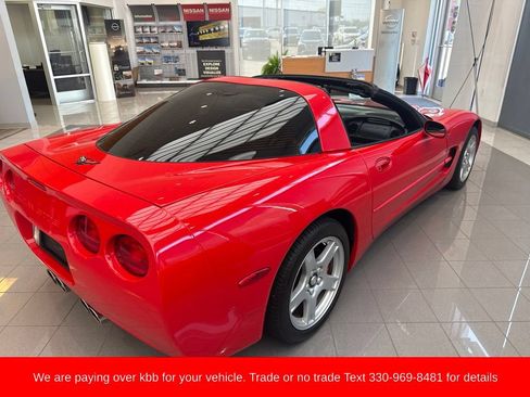 Used 1999 Chevrolet Corvette Coupe RWD image 4