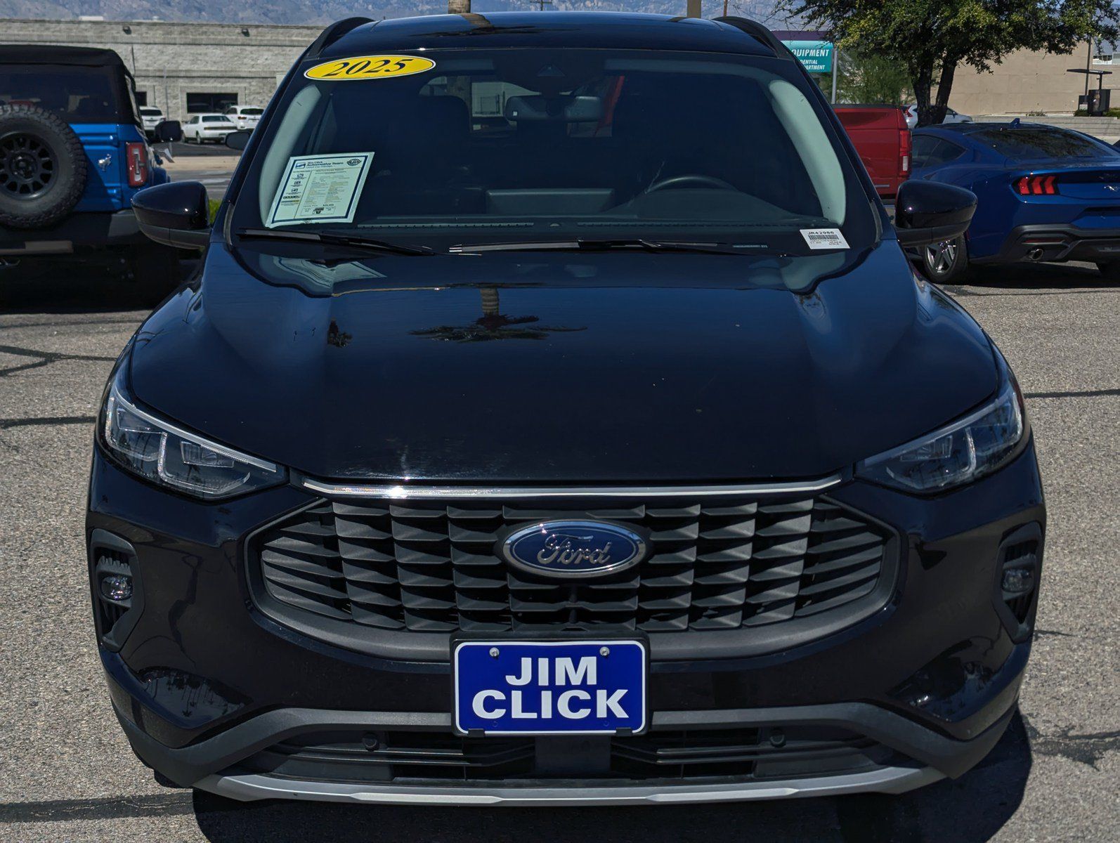 Certified 2025 Ford Escape Platinum AWD/4WD image 6