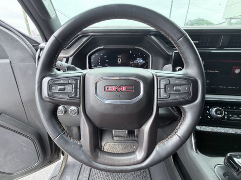 Used 2023 GMC Sierra 1500 AT4 w/ AT4 Premium Package AWD/4WD image 13