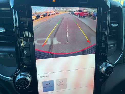 New 2026 RAM 2500 Laramie w/ Night Edition AWD/4WD image 16