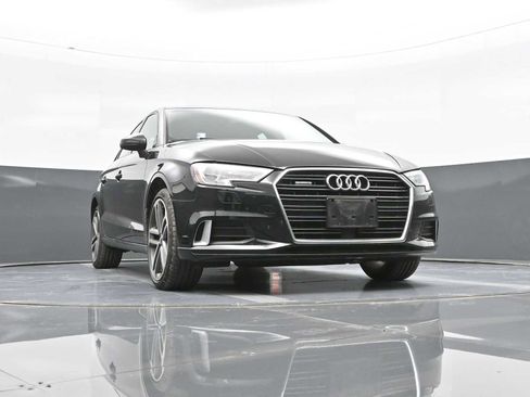 Used 2018 Audi A3 2.0T Premium image 32