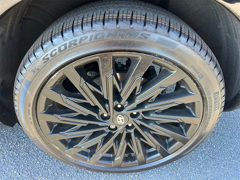 Used 2024 Hyundai Santa Fe Calligraphy image 20