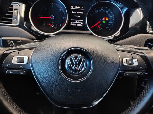 Used 2015 Volkswagen Jetta TDI SEL image 18