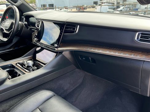 Used 2024 Jeep Grand Wagoneer L 4WD image 25