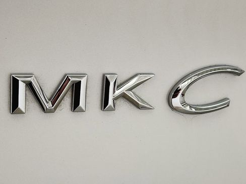 Used 2019 Lincoln MKC Reserve w/ MKC Climate Package AWD/4WD image 37