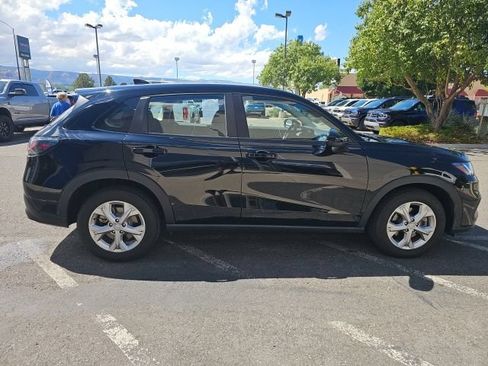 Used 2025 Honda HR-V LX image 4