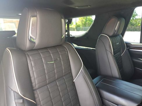 Used 2025 Cadillac Escalade Sport Platinum AWD/4WD image 22
