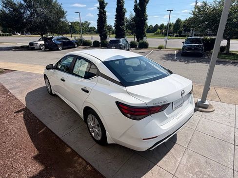 Used 2024 Nissan Sentra S FWD image 7