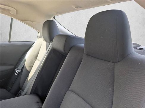 Used 2024 Toyota Corolla LE FWD image 15