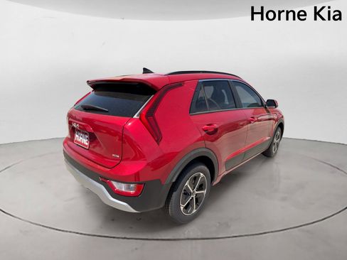 New 2026 Kia Niro LX FWD image 4