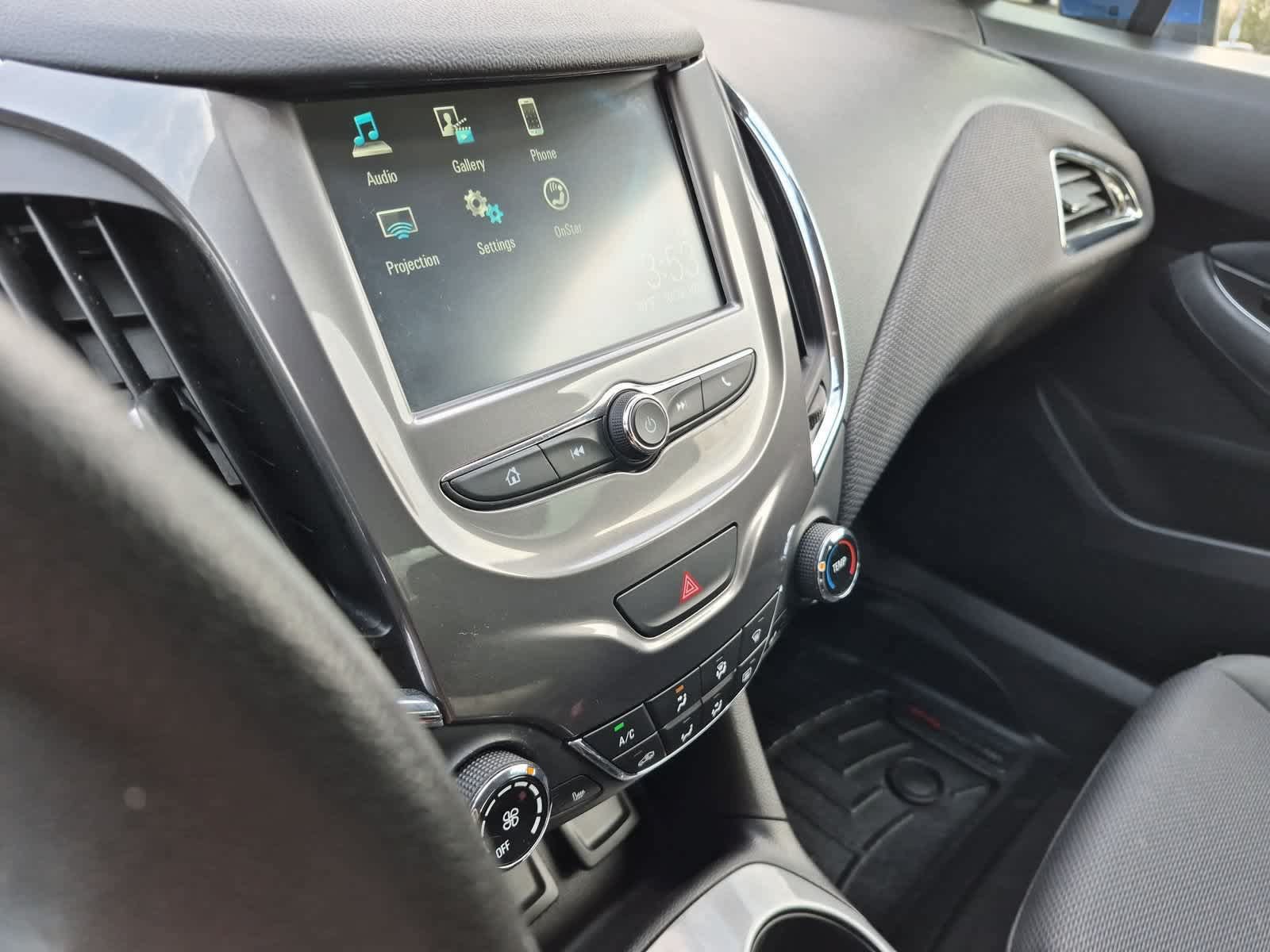 Used 2017 Chevrolet Cruze LT w/ Convenience Package FWD image 27