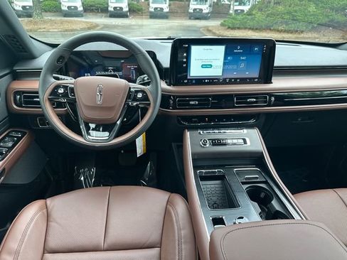 New 2026 Lincoln Aviator Reserve RWD image 23