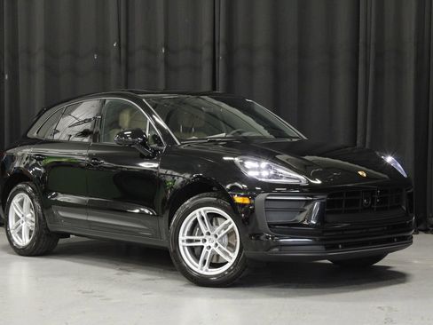 New 2026 Porsche Macan AWD/4WD image 7