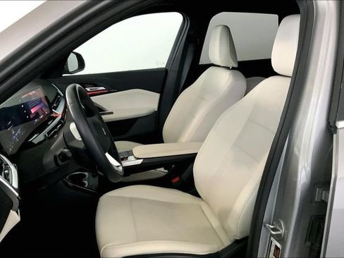 Used 2026 BMW X1 xDrive28i w/ Convenience Package AWD/4WD image 11