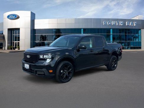 Certified 2025 Ford Maverick XLT w/ Black Appearance Package AWD/4WD image 1