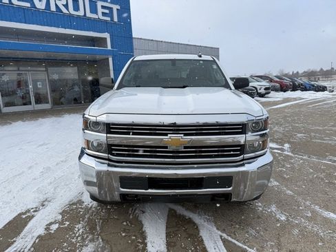 Used 2018 Chevrolet Silverado 2500 W/T w/ WT Convenience Package image 8