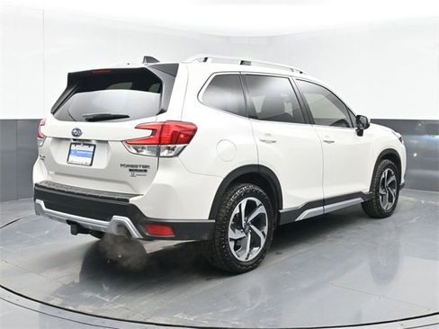 Used 2024 Subaru Forester Touring image 10