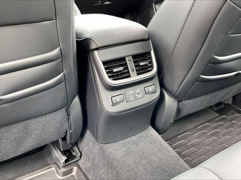 Certified 2025 Subaru Legacy Limited image 24