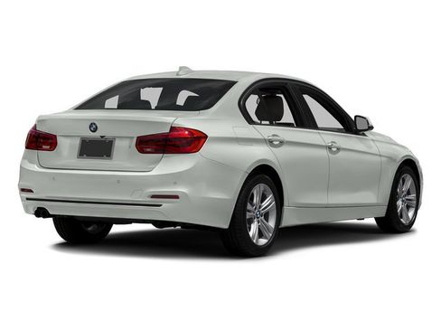 Used 2018 BMW 330i Sedan RWD image 2
