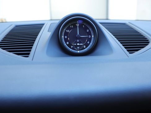 Used 2024 Porsche Macan image 29