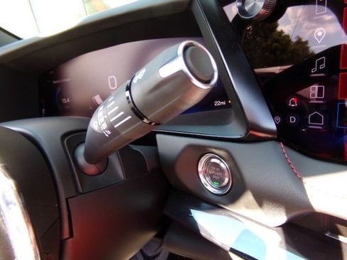 Used 2026 Chevrolet Corvette Z06 RWD image 19