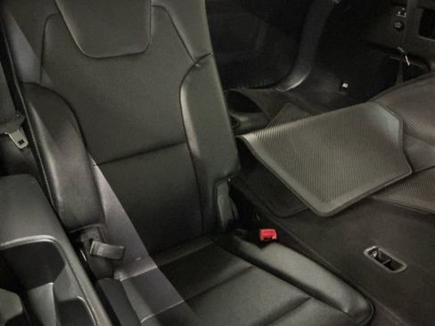 Used 2024 Kia Telluride SX image 16