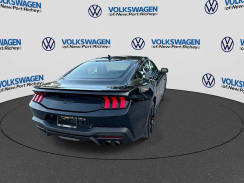 Used 2025 Ford Mustang GT Premium RWD image 14